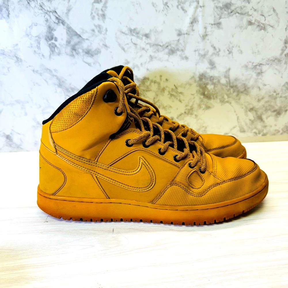 Nike Air FORCE Mens Size 11 Beige, mustard yellow, black sneakers